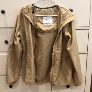 tan herschel windbreak